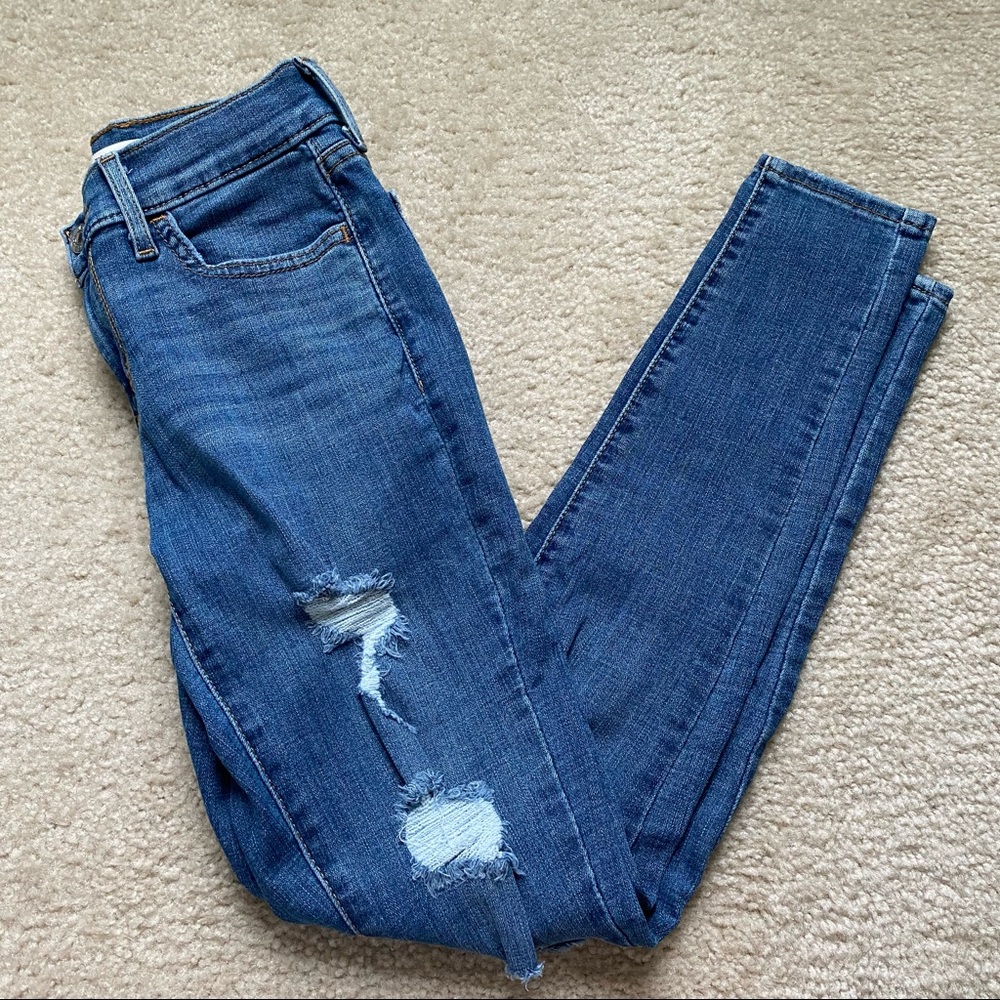 Levi's 710 Distressed Super Skinny Jeans